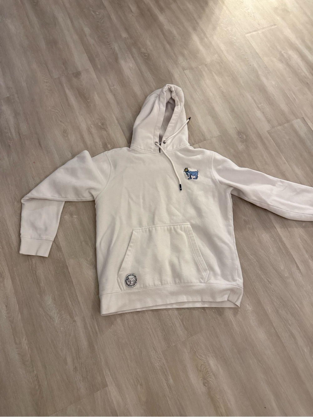 Mens white GOAT USA sweatshirt (L)